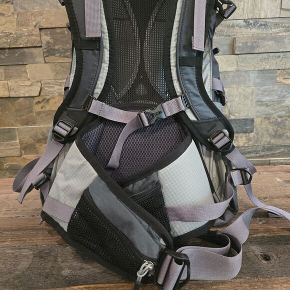 Gregory Z30 Lightweight Hiking Camping Backpack Grey Great Condition! - Picture 4 of 12
